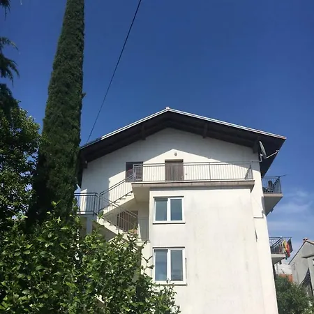 Apartment Bella Vista *